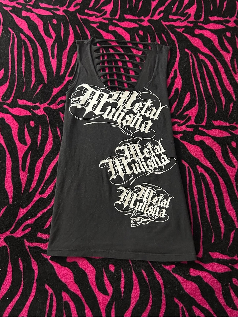 Y2k grunge goth rare vintage 2000s Metal Mulisha slashed tank top